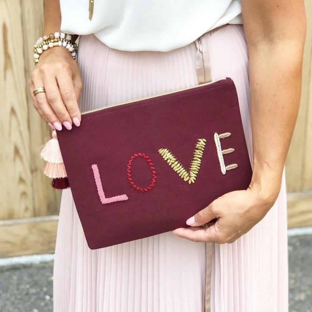 ❤️❤️❤️Stella & Dot Love Pouch❤️❤️❤️